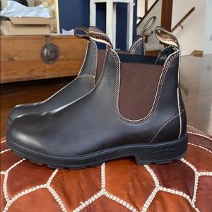 Blundstone 500 Chelsea boots- dark brown- US 10